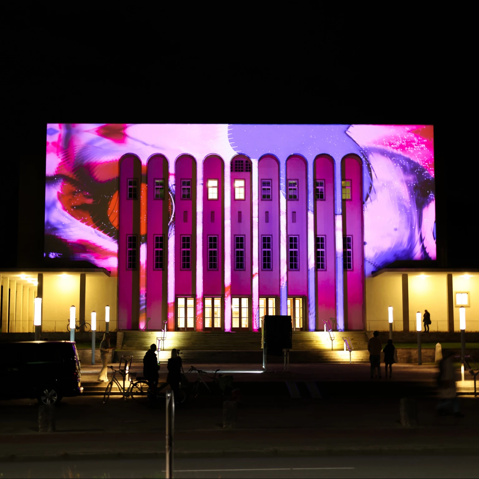 Lichtkunst-Projektion Rudolf-Oetker-Halle